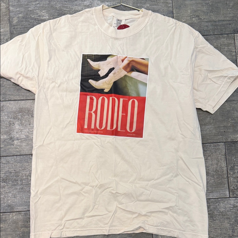 Comfort Colors Cream Rodeo Graphic Tee